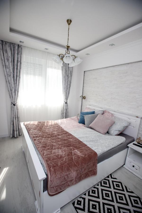 Apartman Mdb Retro Subotica Esterno foto